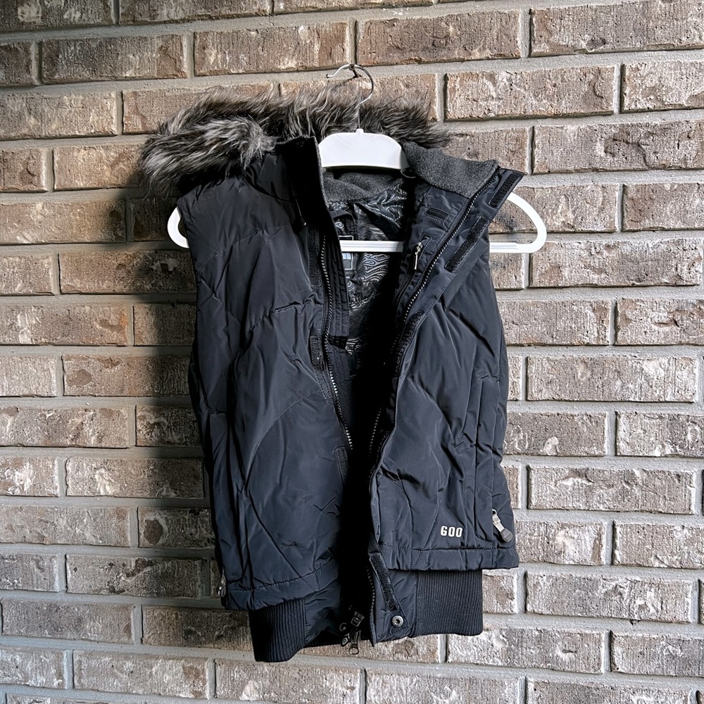 Women’s The North Face 600 Fill Prodigy Hooded Vest